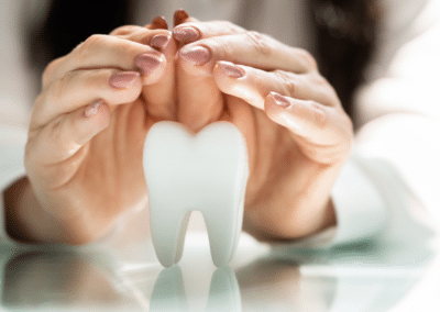 Can’t Reach Your Back Teeth to Floss? Solving Dental Dexterity Issues